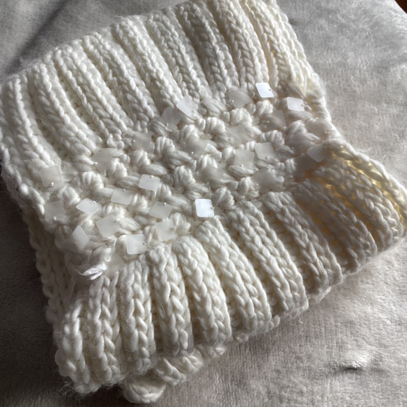 MEXX CREAM THICK PLUSH KNIT SCARF WITH EMBELLISHED HEM DETAIL - Picture 9 of 9